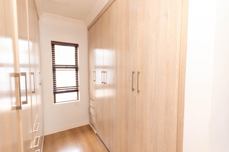 3 Bedroom Property for Sale in Rua Vista Gauteng