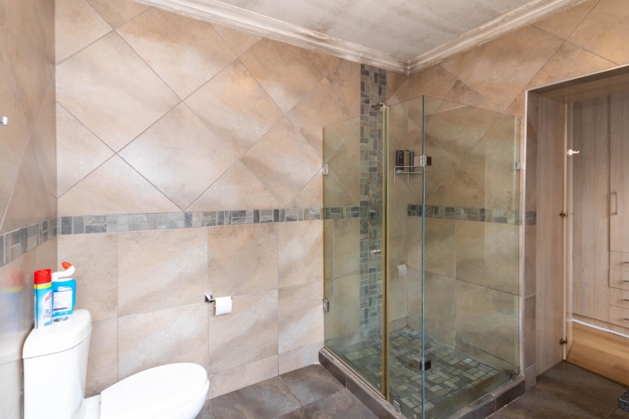 3 Bedroom Property for Sale in Rua Vista Gauteng