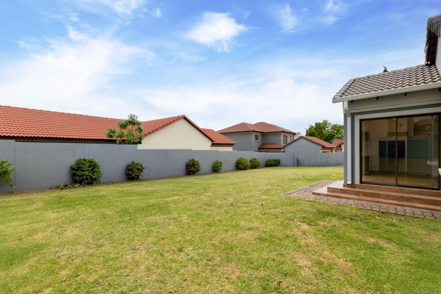 3 Bedroom Property for Sale in Rua Vista Gauteng