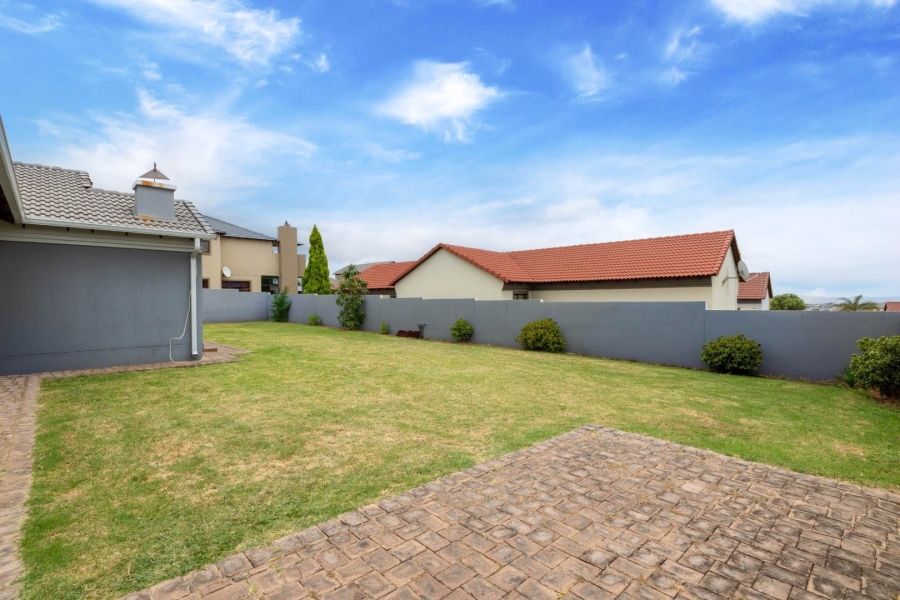 3 Bedroom Property for Sale in Rua Vista Gauteng