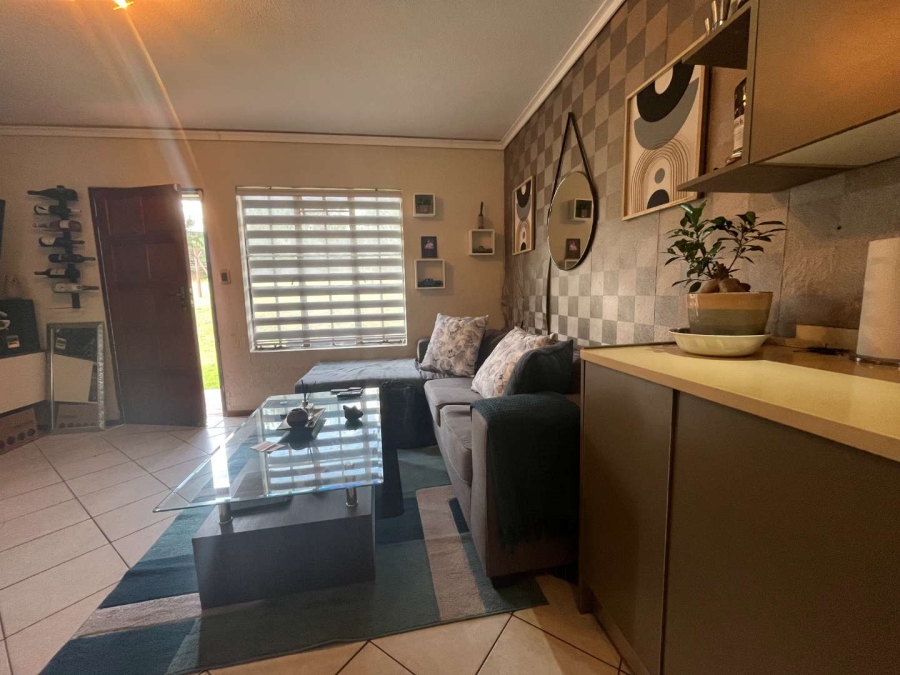 2 Bedroom Property for Sale in Roodepoort West Gauteng