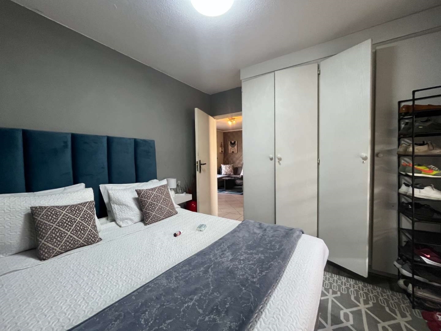 2 Bedroom Property for Sale in Roodepoort West Gauteng