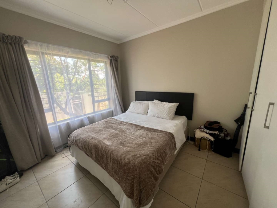 2 Bedroom Property for Sale in Bryanston Gauteng