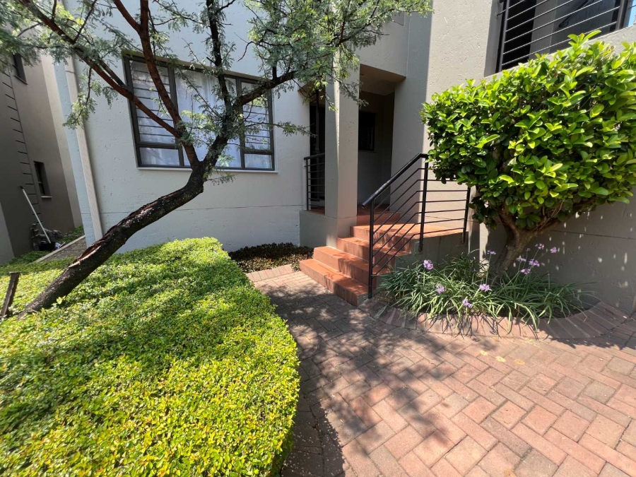 2 Bedroom Property for Sale in Bryanston Gauteng