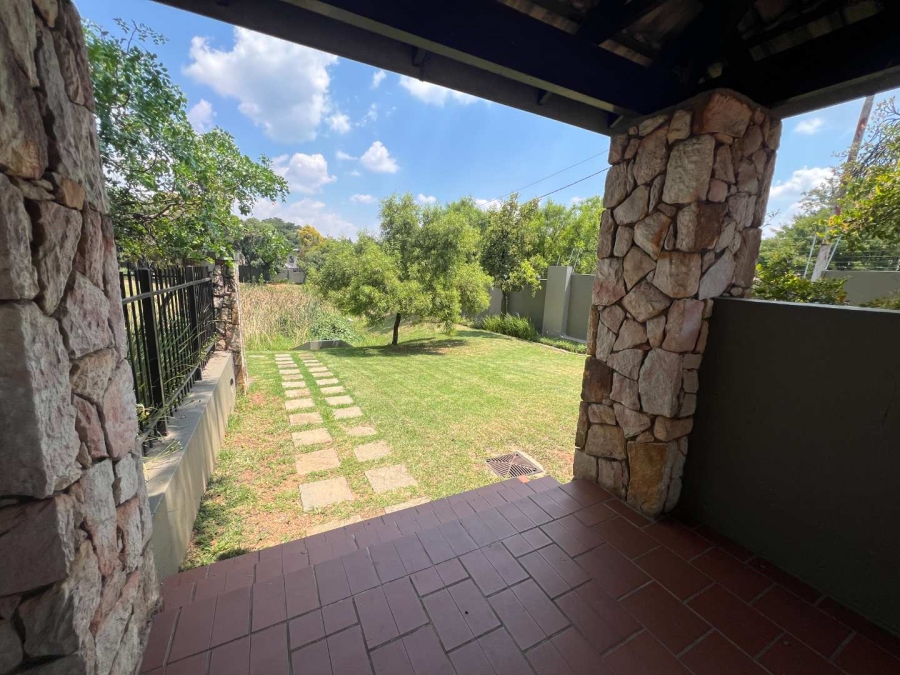 2 Bedroom Property for Sale in Bryanston Gauteng