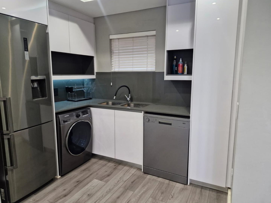 2 Bedroom Property for Sale in Strathavon Gauteng