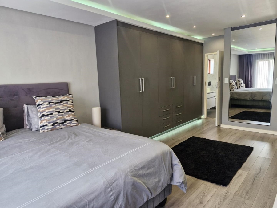 2 Bedroom Property for Sale in Strathavon Gauteng