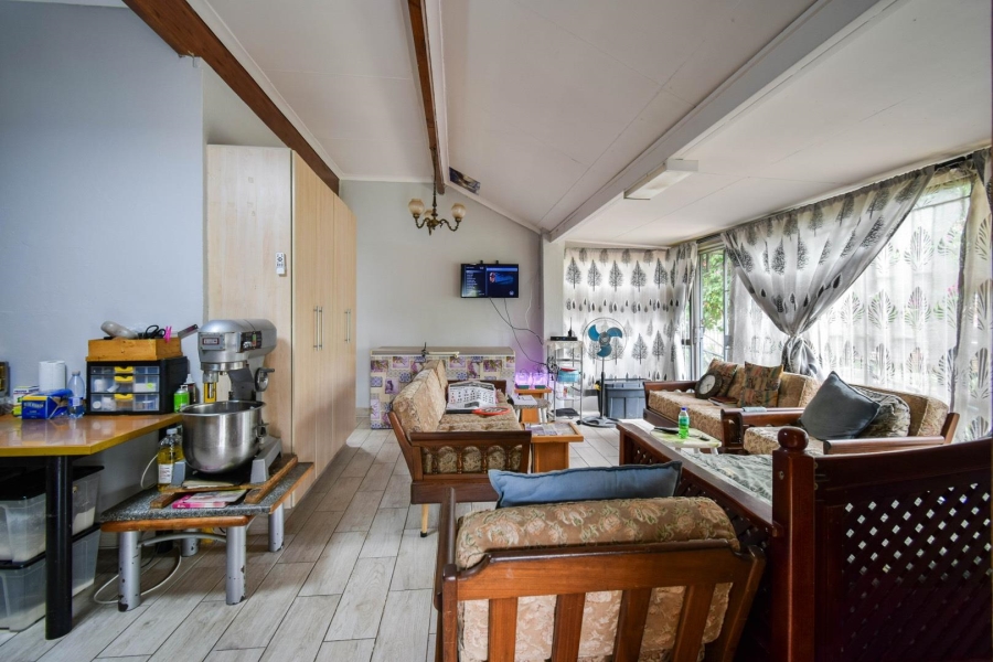 5 Bedroom Property for Sale in Magalieskruin Gauteng