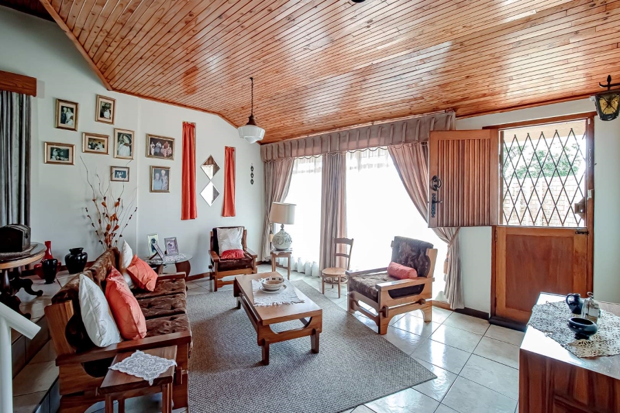 4 Bedroom Property for Sale in Kloofsig Gauteng