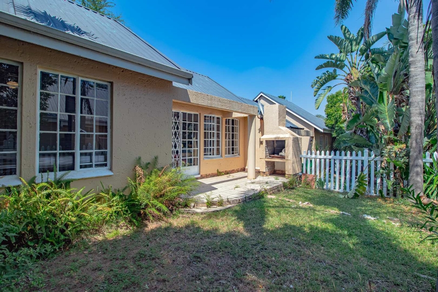 2 Bedroom Property for Sale in The Reeds Gauteng