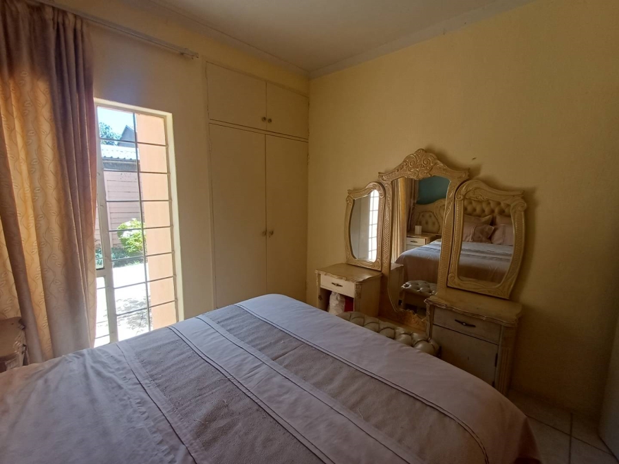 To Let 5 Bedroom Property for Rent in Buccleuch Gauteng