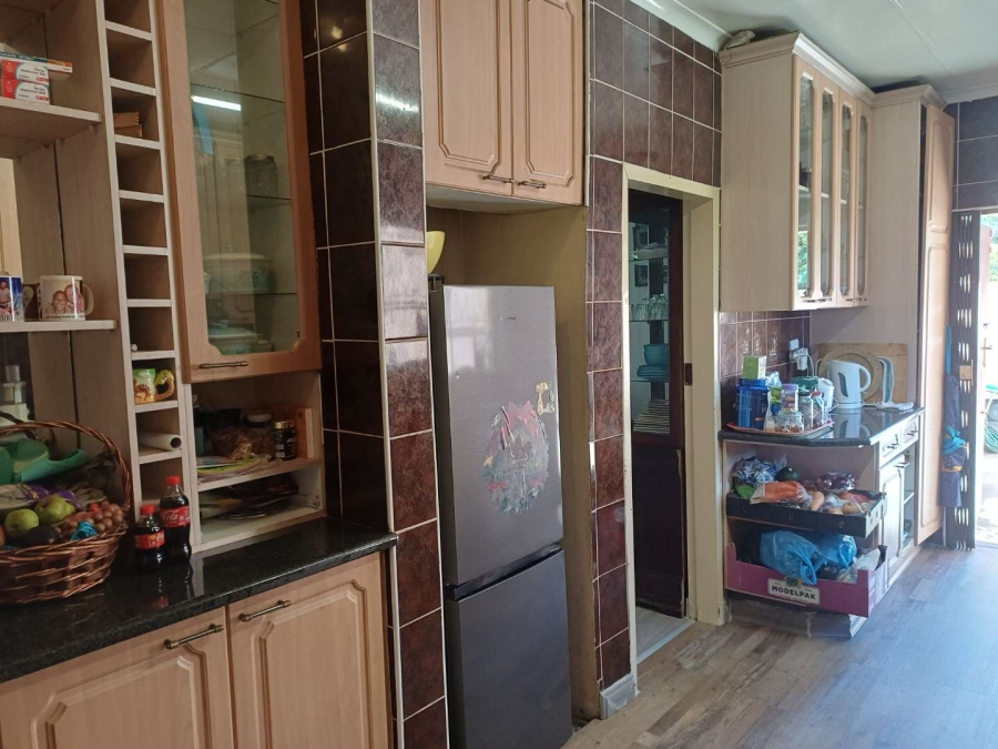 To Let 5 Bedroom Property for Rent in Buccleuch Gauteng