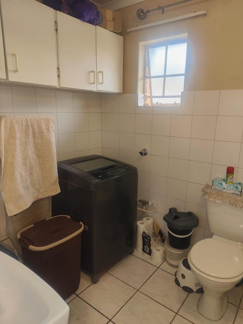 2 Bedroom Property for Sale in Weavind Park Gauteng