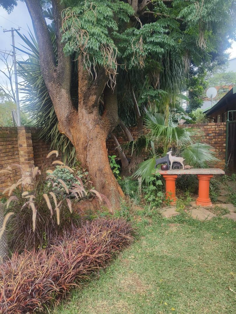 2 Bedroom Property for Sale in Weavind Park Gauteng