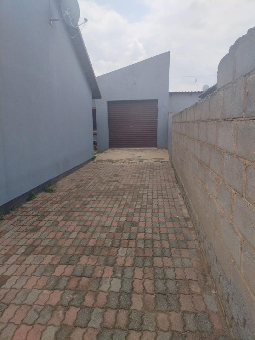 To Let 2 Bedroom Property for Rent in Mamelodi Gauteng