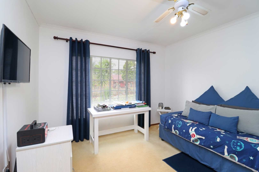 5 Bedroom Property for Sale in Greenhills Gauteng