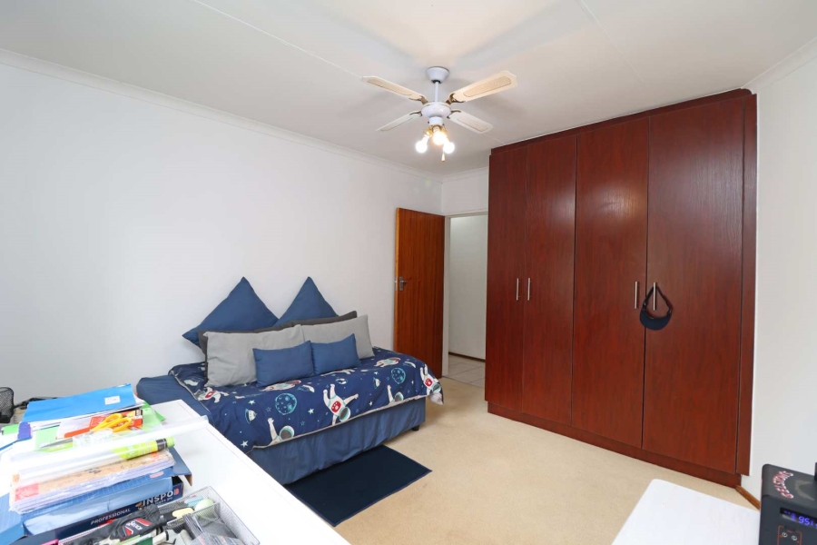 5 Bedroom Property for Sale in Greenhills Gauteng