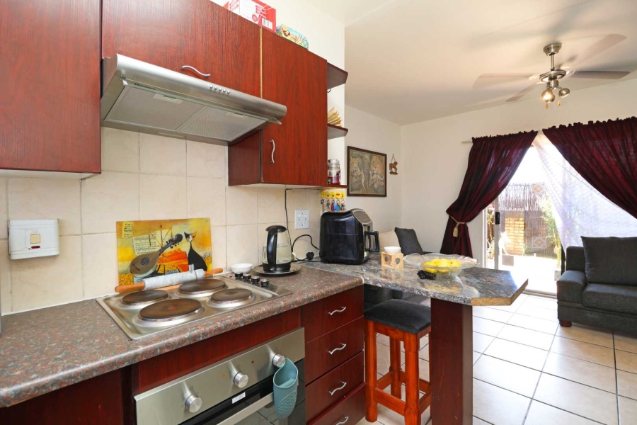 2 Bedroom Property for Sale in Greenhills Gauteng