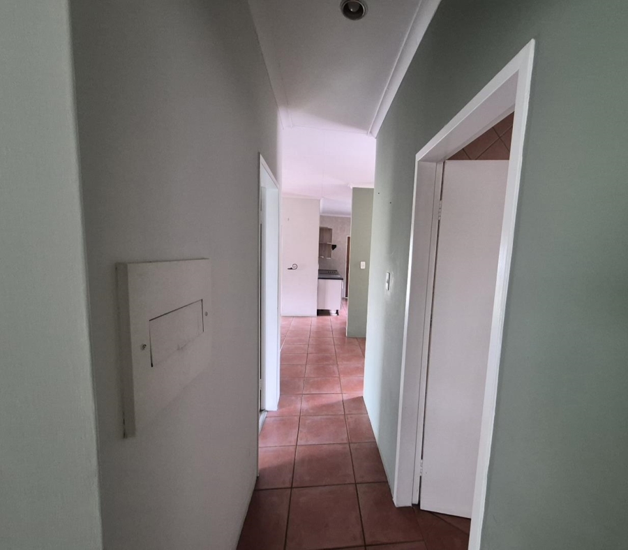 2 Bedroom Property for Sale in Rietvalleirand Gauteng