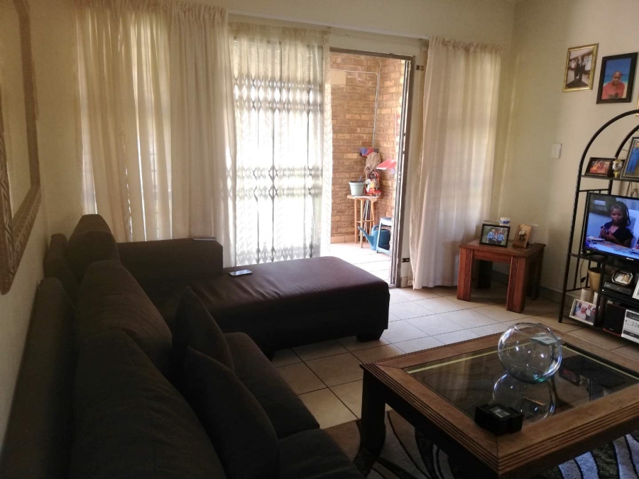 2 Bedroom Property for Sale in Birchleigh Gauteng