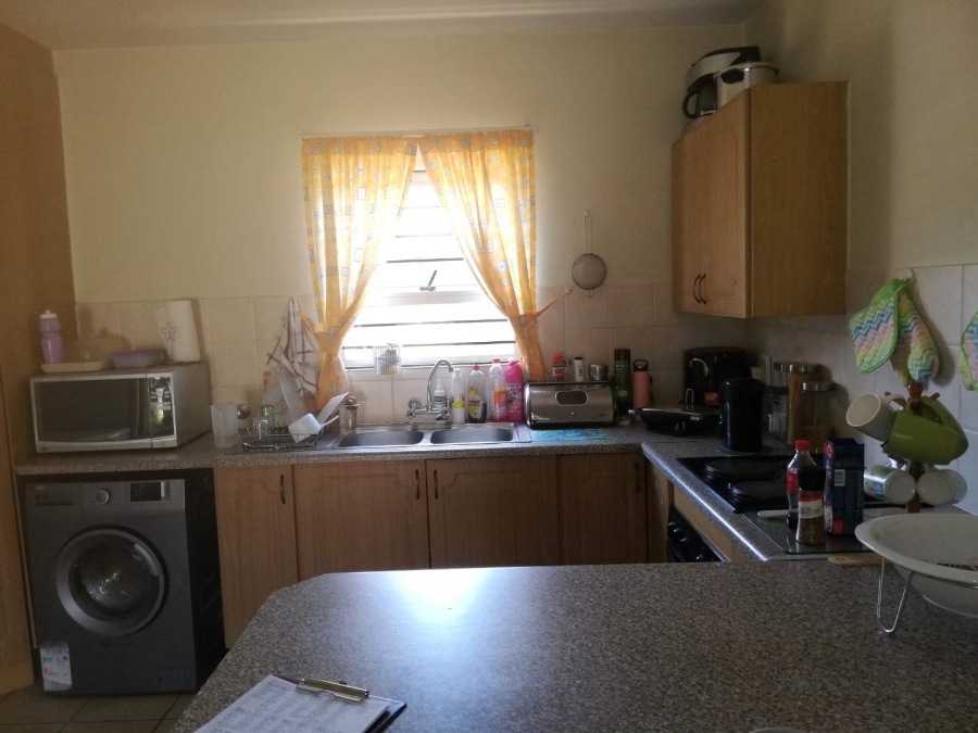 2 Bedroom Property for Sale in Birchleigh Gauteng