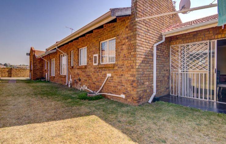 2 Bedroom Property for Sale in Norkem Park Gauteng