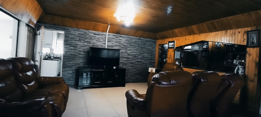 5 Bedroom Property for Sale in Kempton Park West Gauteng