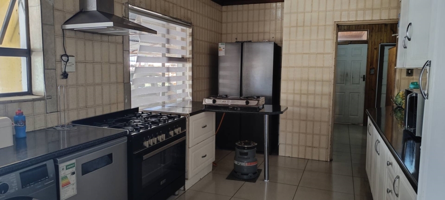 5 Bedroom Property for Sale in Kempton Park West Gauteng