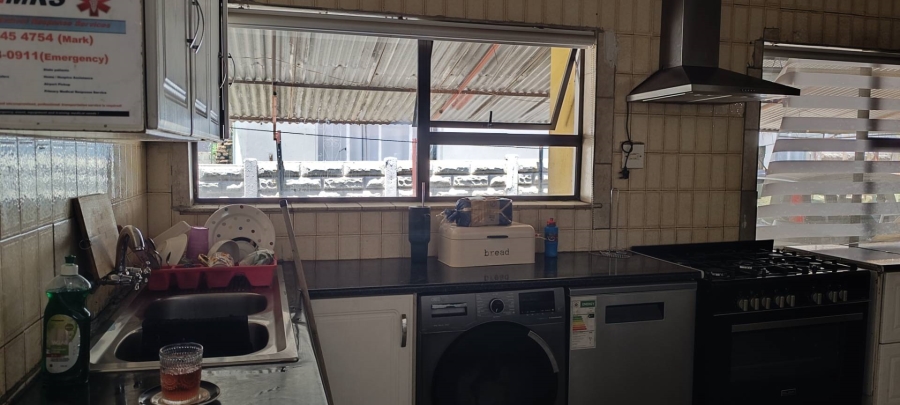 5 Bedroom Property for Sale in Kempton Park West Gauteng