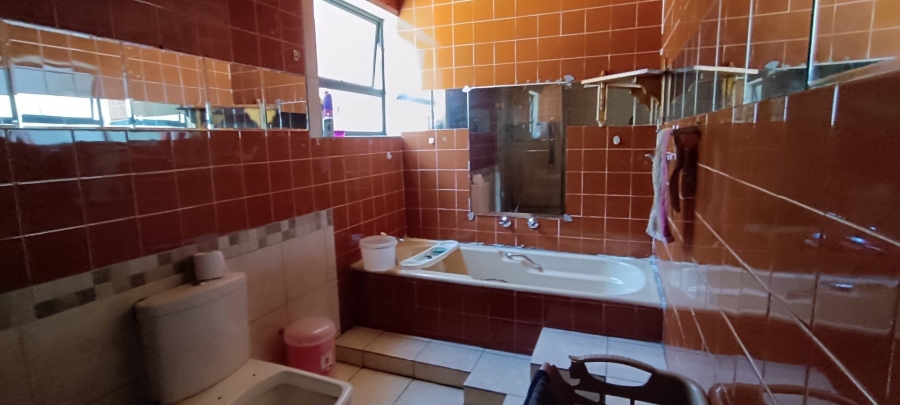 5 Bedroom Property for Sale in Kempton Park West Gauteng