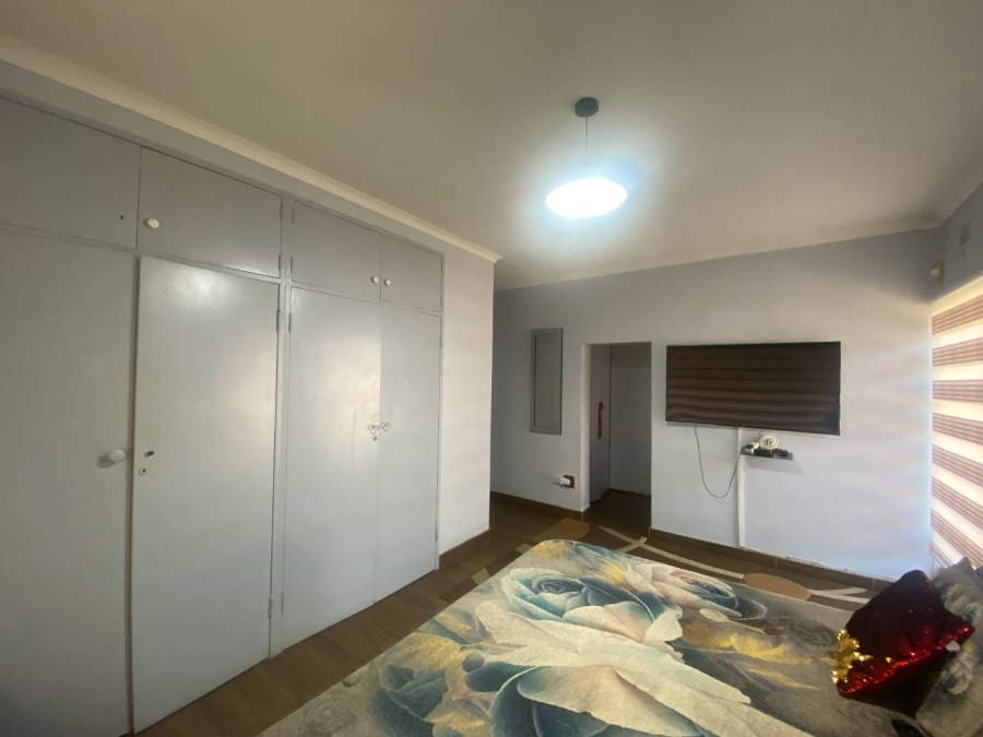 4 Bedroom Property for Sale in Gallo Manor Gauteng