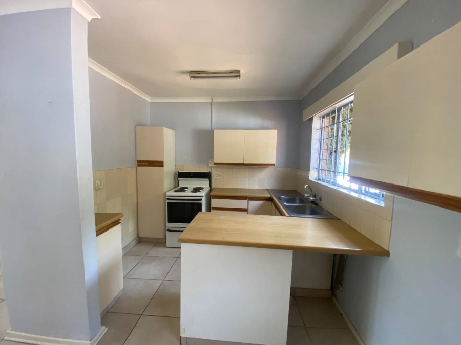 4 Bedroom Property for Sale in Gallo Manor Gauteng
