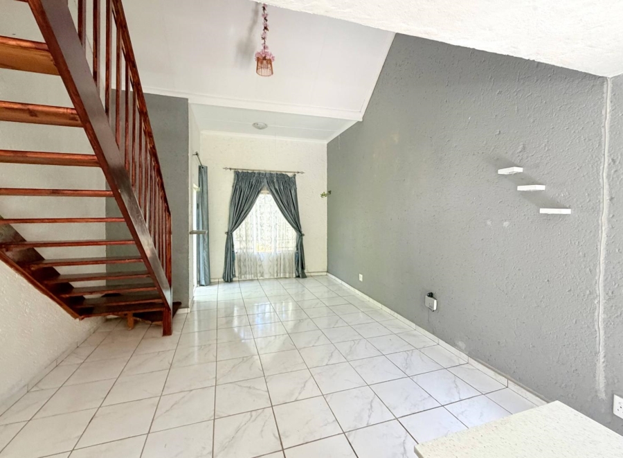 2 Bedroom Property for Sale in Bassonia Gauteng