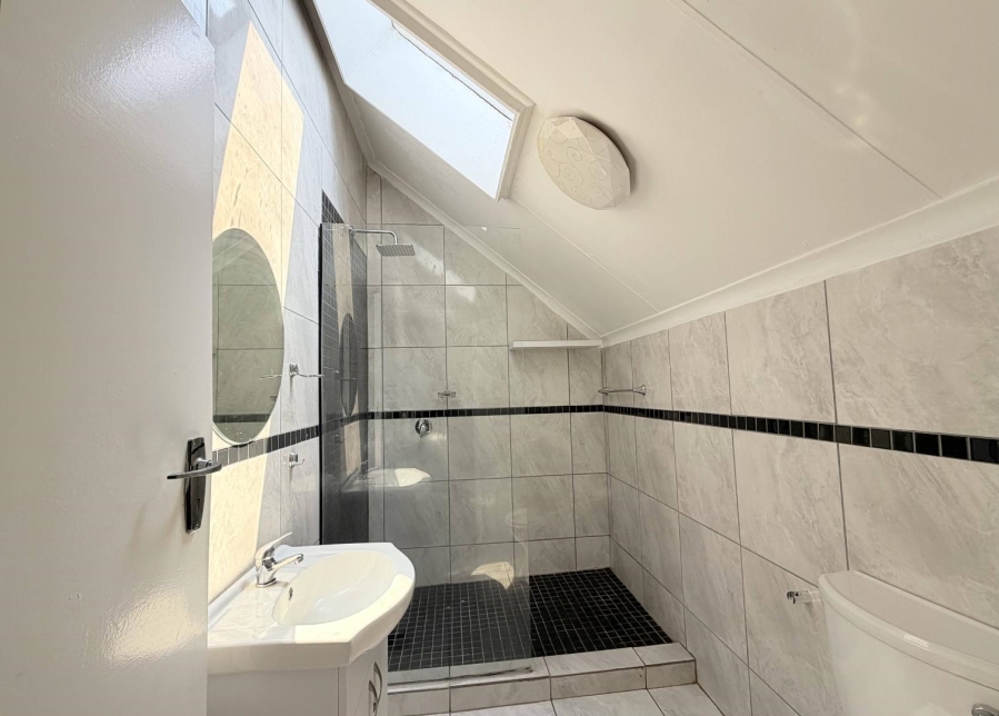 2 Bedroom Property for Sale in Bassonia Gauteng