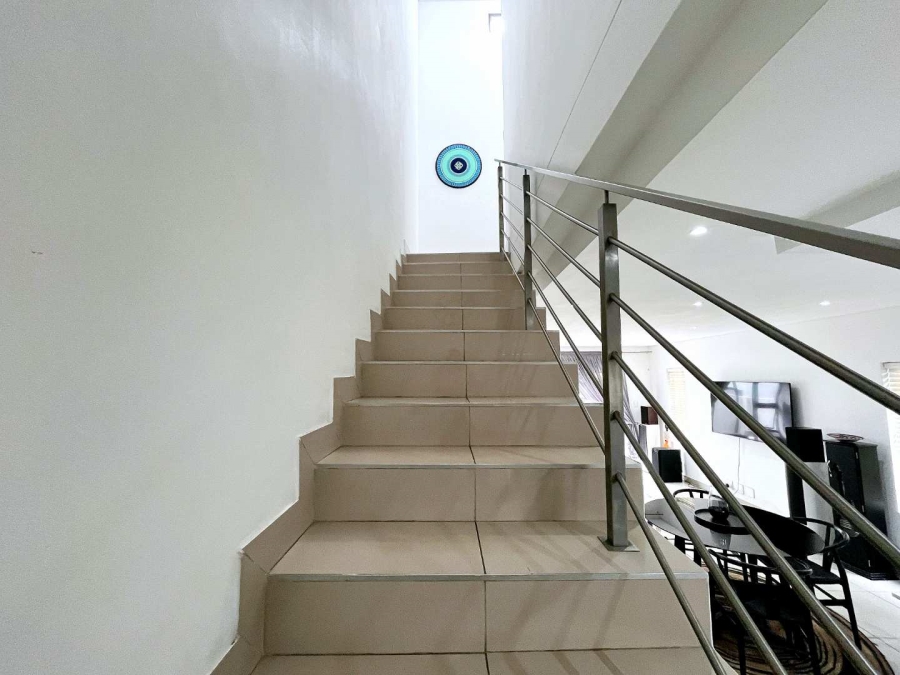 2 Bedroom Property for Sale in Equestria Gauteng