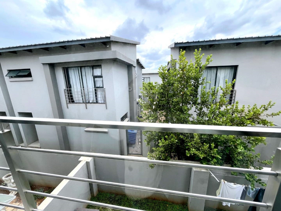 2 Bedroom Property for Sale in Equestria Gauteng