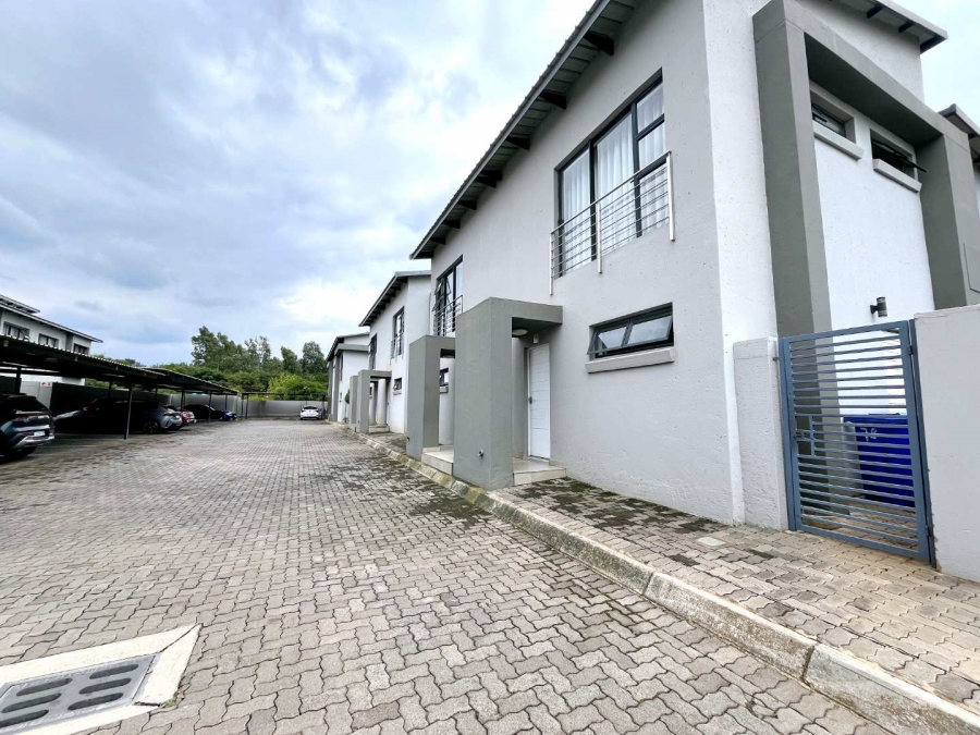 2 Bedroom Property for Sale in Equestria Gauteng