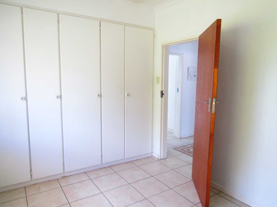 2 Bedroom Property for Sale in Helderkruin Gauteng
