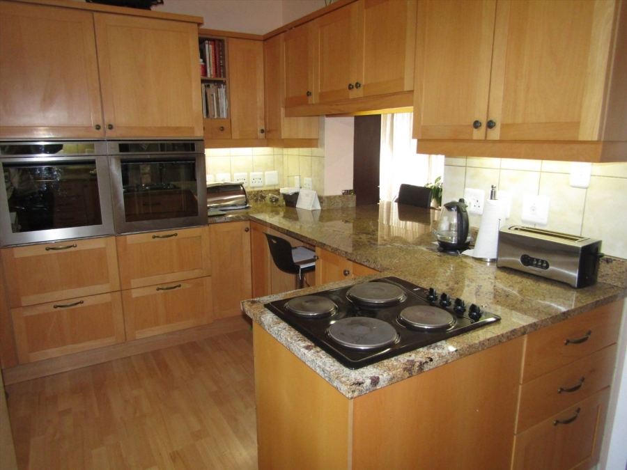 2 Bedroom Property for Sale in Glenhazel Gauteng