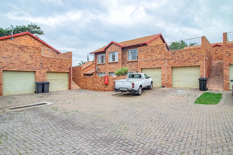 2 Bedroom Property for Sale in Highveld Gauteng