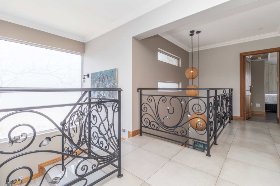 To Let 4 Bedroom Property for Rent in Helderfontein Estate Gauteng