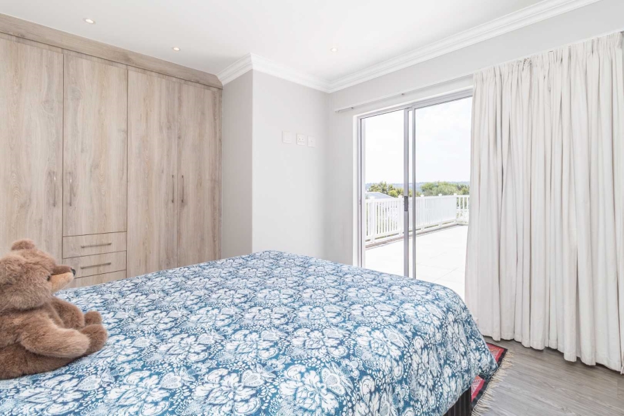 To Let 4 Bedroom Property for Rent in Helderfontein Estate Gauteng