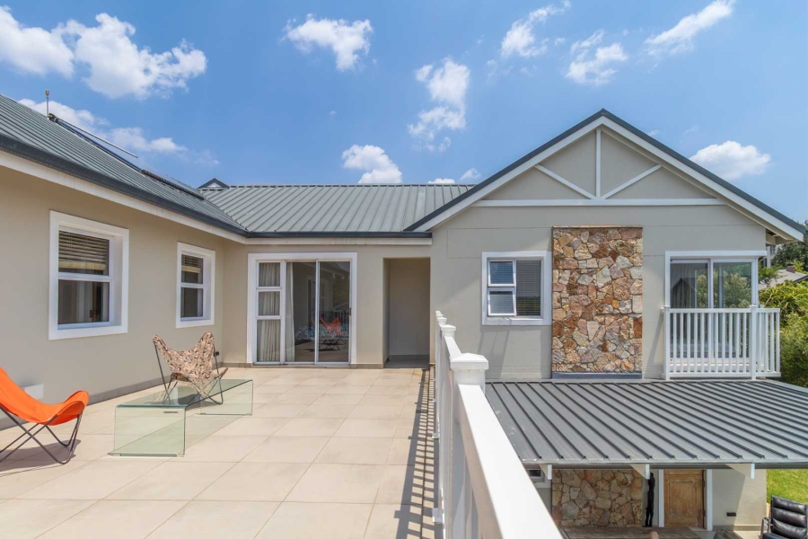 To Let 4 Bedroom Property for Rent in Helderfontein Estate Gauteng