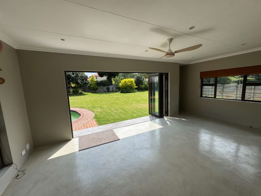 3 Bedroom Property for Sale in Brackenhurst Gauteng