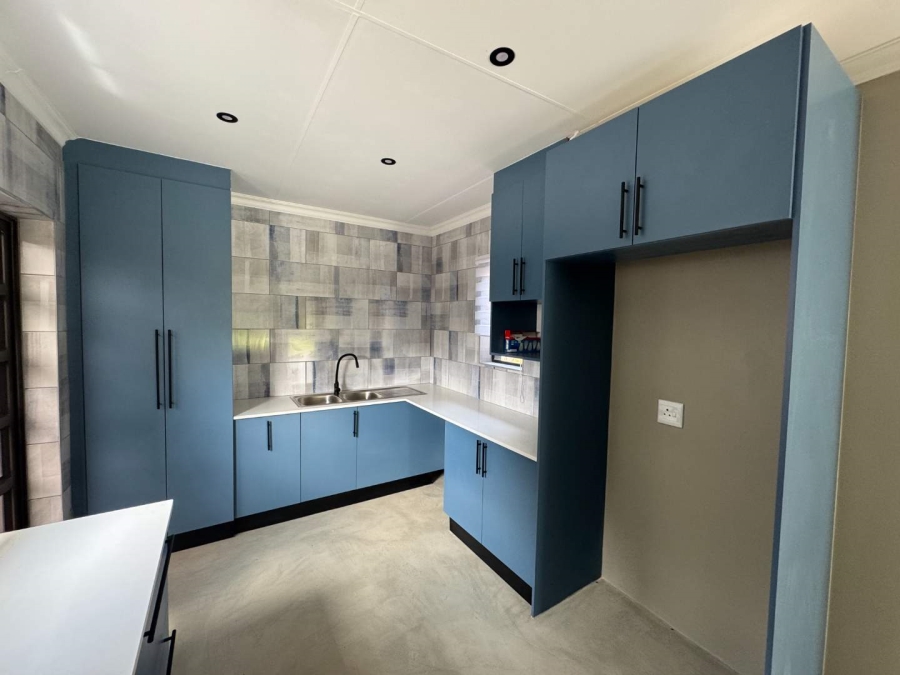 3 Bedroom Property for Sale in Brackenhurst Gauteng