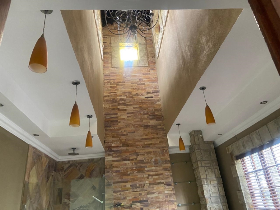 4 Bedroom Property for Sale in Sundowner Gauteng