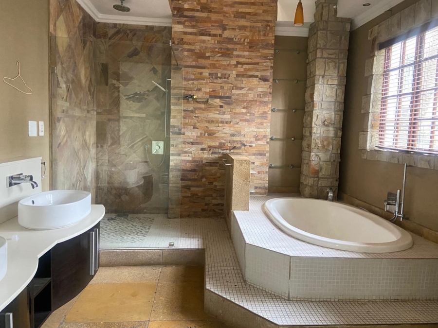 4 Bedroom Property for Sale in Sundowner Gauteng