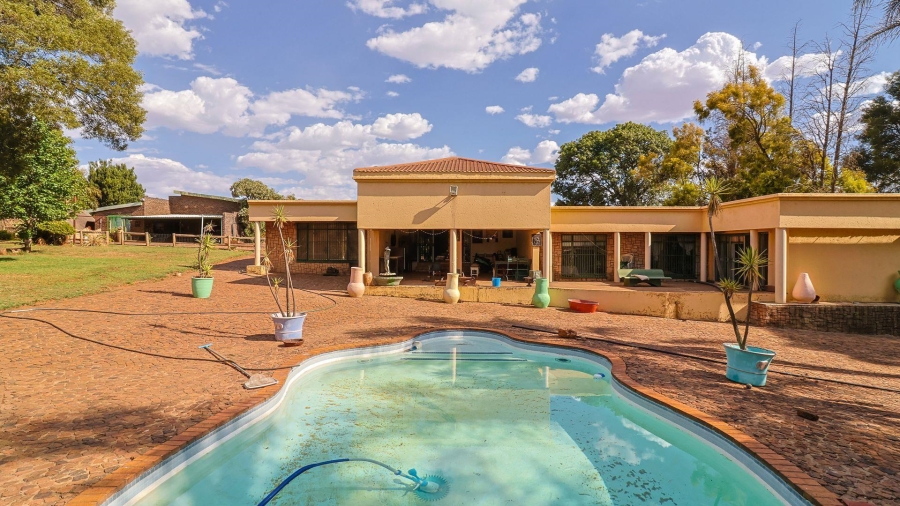 3 Bedroom Property for Sale in Mogale City Gauteng