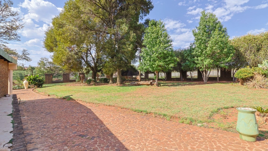 3 Bedroom Property for Sale in Mogale City Gauteng