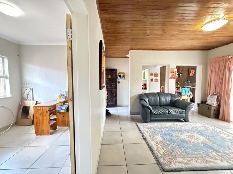 3 Bedroom Property for Sale in Constantia Kloof Gauteng